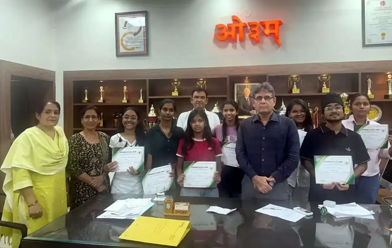 सोशल मीडिया और एआई के प्रभाव से लेकर राष्ट्र निर्माण पर मंथन सोशल मीडिया और एआई के प्रभाव से लेकर राष्ट्र निर्माण पर मंथन