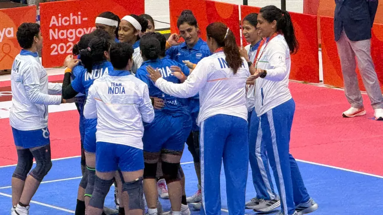 एशियन गेम्स: महिला कबड्डी टीम ने ईरान को हराकर जीता गोल्ड एशियन गेम्स: महिला कबड्डी टीम ने ईरान को हराकर जीता गोल्ड