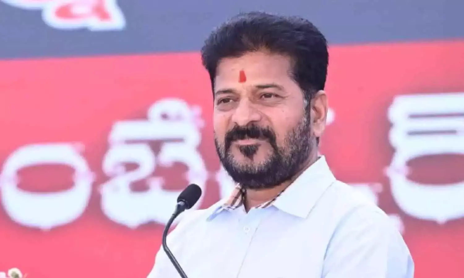 रेवंत को आर्यदान मुहम्मद मेमोरियल अवॉर्ड से सम्मानित किया गया रेवंत को आर्यदान मुहम्मद मेमोरियल अवॉर्ड से सम्मानित किया गया