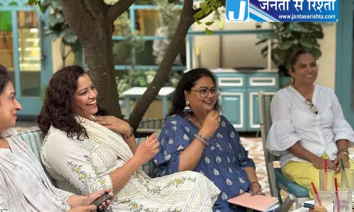 अमृतसर की सियाही महिलाओं को दे रही मंच अमृतसर की सियाही महिलाओं को दे रही मंच