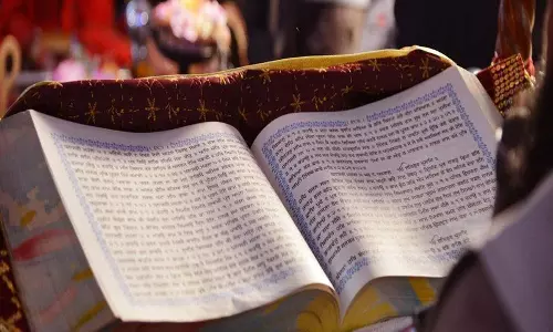 अकाल तख्त ने सरे गुरुद्वारे से मांगा जवाब