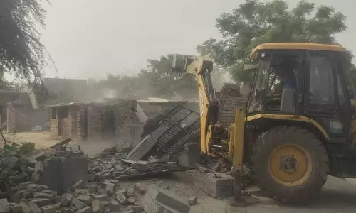 ड्रग तस्करी के खिलाफ बुलडोजर कार्रवाई