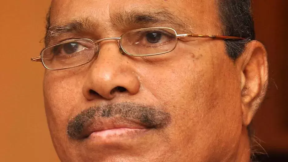ग्रेनाइट कारोबारी वीरमणि के खिलाफ SIT पहुंचीं 3 और नाबालिग ग्रेनाइट कारोबारी वीरमणि के खिलाफ SIT पहुंचीं 3 और नाबालिग