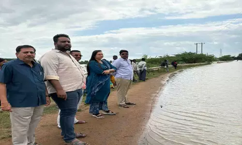 आरंग में बाढ़ प्रभावित परिवारों का रेस्क्यू, निसदा और गोइंदा के लोग सुरक्षित स्थानों पर पहुंचे
