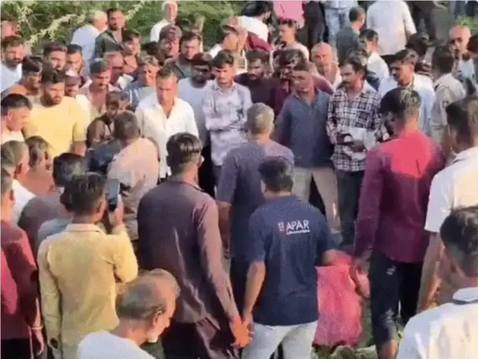 अमरेली में गणेश विसर्जन मातम में बदला, डूबने से चार युवकों की मौत