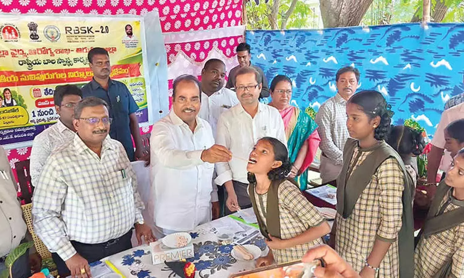 Andhra: तिरूपति जिले में 5 लाख से अधिक बच्चों को कृमि मुक्ति अभियान का लक्ष्य दिया गया है Andhra: तिरूपति जिले में 5 लाख से अधिक बच्चों को कृमि मुक्ति अभियान का लक्ष्य दिया गया है