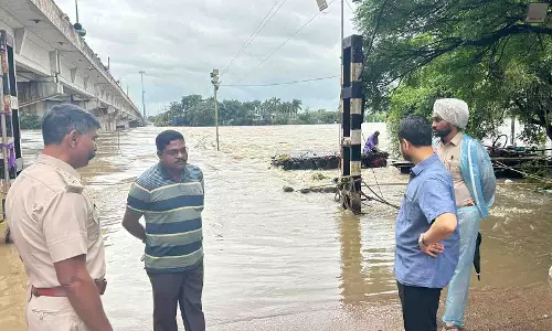 शिवनाथ नदी में बढ़ा जलस्तर, गणेश प्रतिमा विसर्जन पर फिलहाल रोक