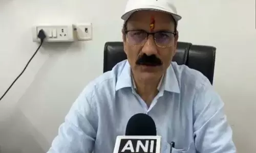 रेड अलर्ट के बीच चारधाम यात्रा पर रोक