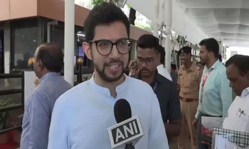 CEC के इस्तीफे पर आदित्य ठाकरे की चेतावनी CEC के इस्तीफे पर आदित्य ठाकरे की चेतावनी