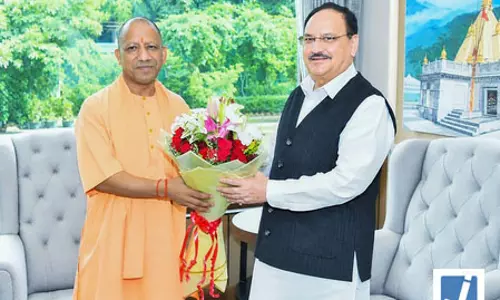 सीएम योगी ने केंद्रीय स्वास्थ्य मंत्री जेपी नड्डा से की मुलाकात सीएम योगी ने केंद्रीय स्वास्थ्य मंत्री जेपी नड्डा से की मुलाकात