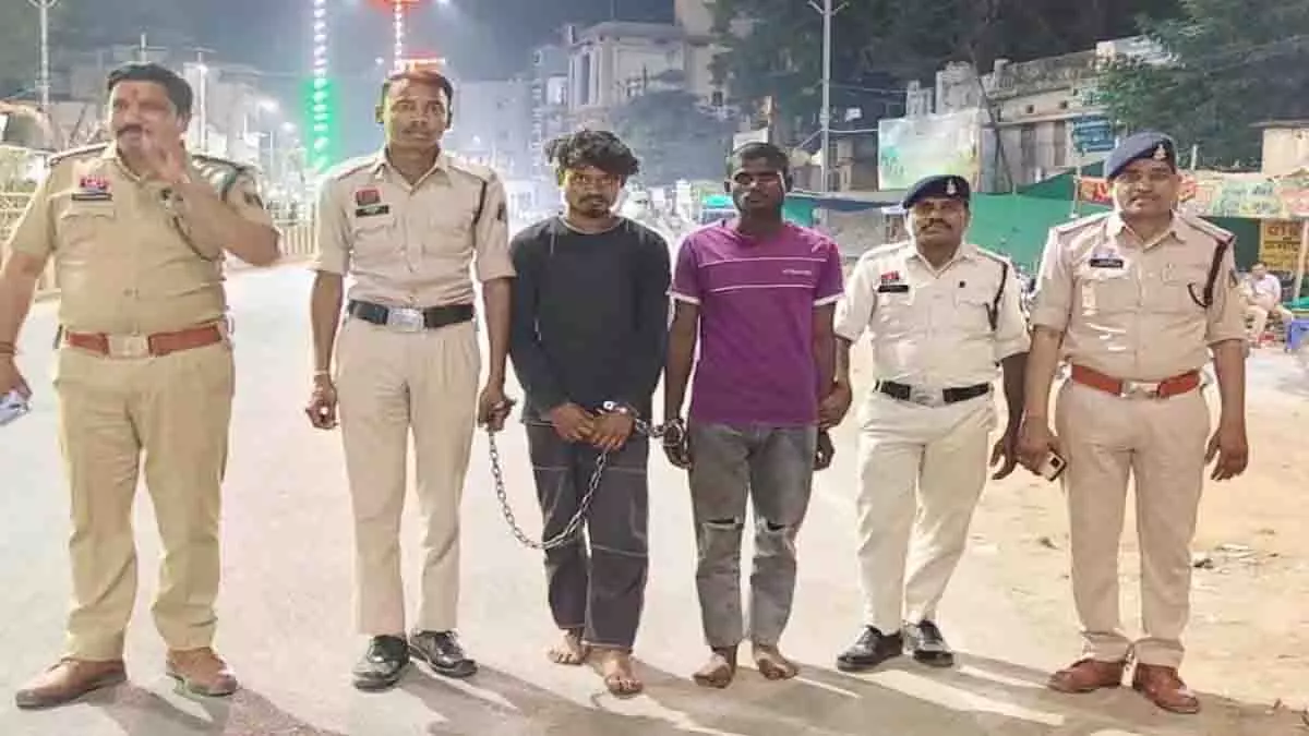 5 साल की मासूम से दुष्कर्म मामले में फैसला, दो दोषियों को उम्रकैद 5 साल की मासूम से दुष्कर्म मामले में फैसला, दो दोषियों को उम्रकैद