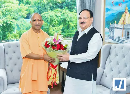 सीएम योगी ने केंद्रीय स्वास्थ्य मंत्री जेपी नड्डा से की मुलाकात सीएम योगी ने केंद्रीय स्वास्थ्य मंत्री जेपी नड्डा से की मुलाकात