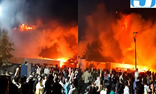 LPU में छात्रों का प्रदर्शन कैंपस में तोड़फोड़ हाईवे किया जाम