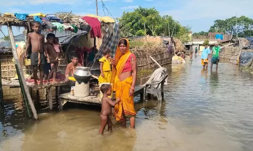 बिहार में फिर बाढ़ का खतरा, कोसी-गंडक उफान पर, 17 जिलों में अलर्ट