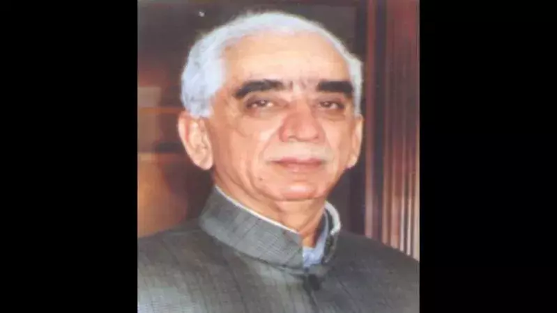 जसवंत सिंह की पुण्यतिथि पर बीजेपी नेताओं ने दी श्रद्धांजलि जसवंत सिंह की पुण्यतिथि पर बीजेपी नेताओं ने दी श्रद्धांजलि