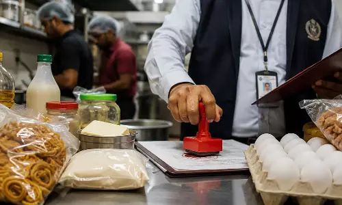 त्योहारों से पहले FDA की बड़ी कार्रवाई, पुणे डिवीजन में 28.53 लाख के खाद्य उत्पाद जब्त