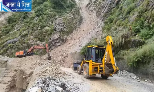 उत्तराखंड में फिर बिगड़ा मौसम, तीन जिलों में रेड अलर्ट