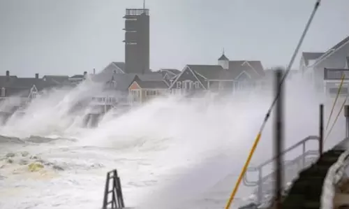अमेरिका में बारिश-बाढ़ से तबाही