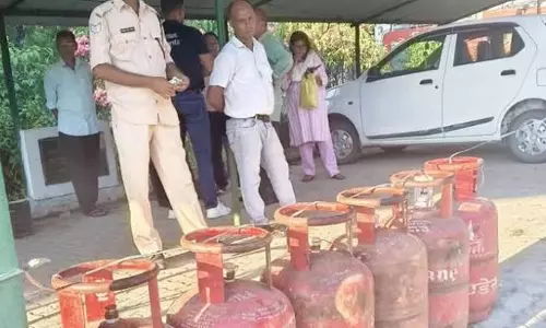 मार्गेरिटा LPG वितरण जांच के घेरे में, 282 सिलेंडरों के रिकॉर्ड में मिला अंतर मार्गेरिटा LPG वितरण जांच के घेरे में, 282 सिलेंडरों के रिकॉर्ड में मिला अंतर