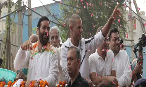 फरीदाबाद नमो हाफ मैराथन में दौड़े शिखर धवन फरीदाबाद नमो हाफ मैराथन में दौड़े शिखर धवन