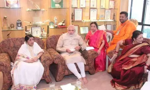 पीएम मोदी के लिए लिखे लता मंगेशकर के उस खत की कहानी, जिसमें भेजी थी मंगल-मूर्ति