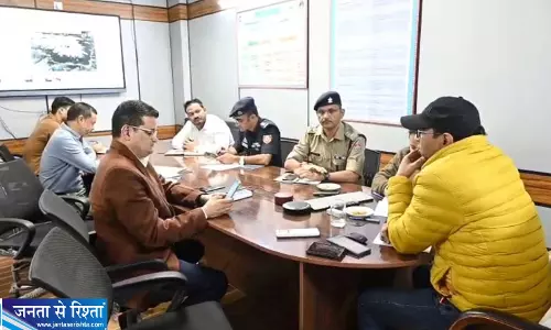 बारिश के अलर्ट पर प्रशासन हुआ सतर्क बारिश के अलर्ट पर प्रशासन हुआ सतर्क
