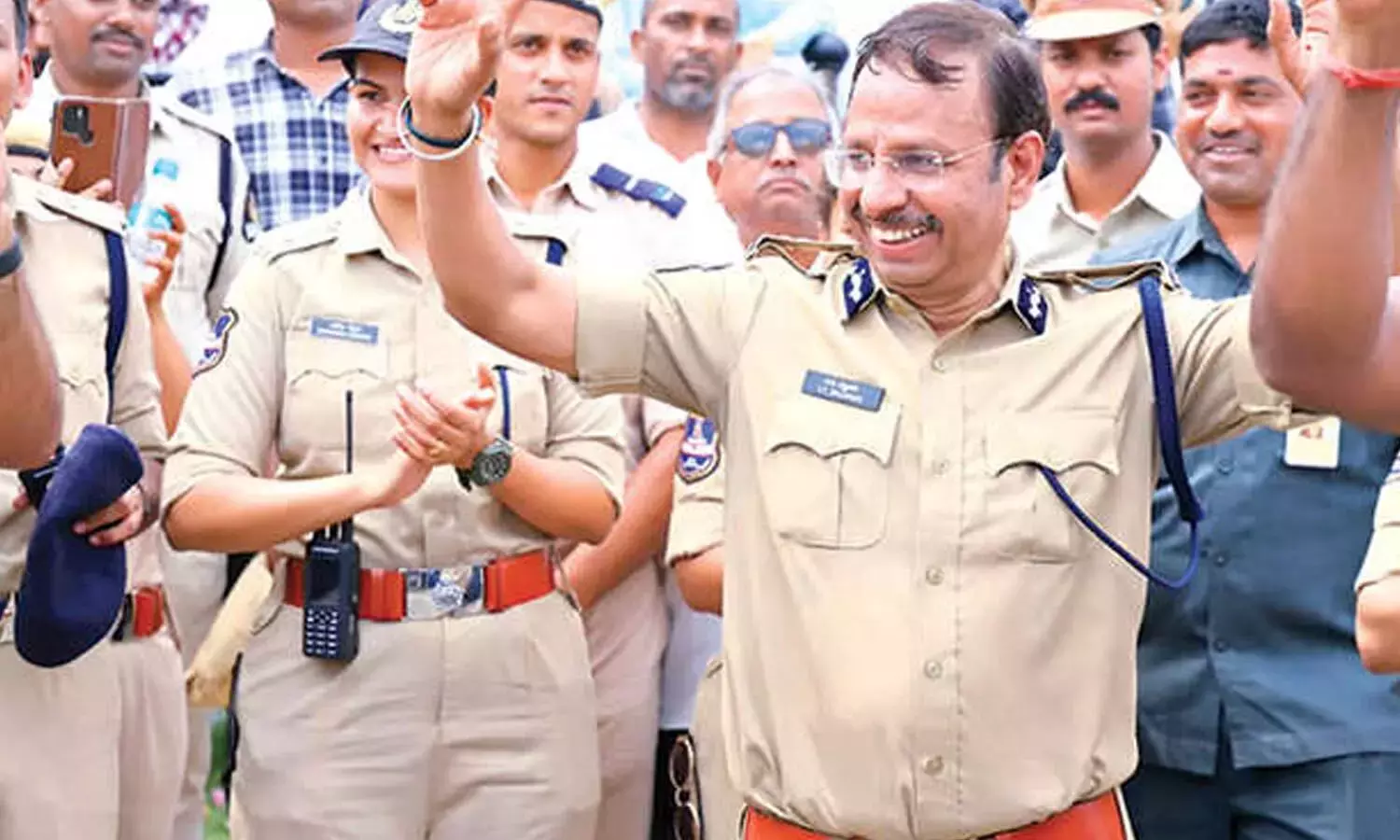 हैदराबाद: सीपी ने शांतिपूर्ण गणेश विसर्जन के लिए लोगों, पुलिस को धन्यवाद दिया