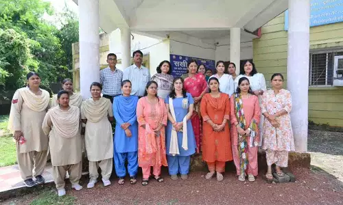 केंद्रीय राज्यमंत्री सावित्री ठाकुर ने सखी वन स्टॉप सेंटर का किया निरीक्षण