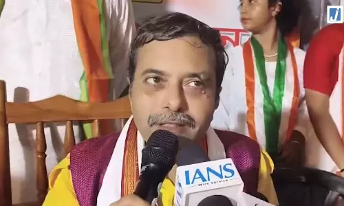 वंदे मातरम पर बंकिम चंद्र के वंशज का बयान, बोले- यह भारत माता को समर्पित गीत वंदे मातरम पर बंकिम चंद्र के वंशज का बयान, बोले- यह भारत माता को समर्पित गीत
