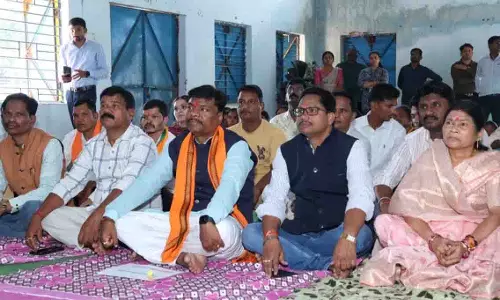 कुंगारपाल में वन मंत्री केदार कश्यप की मौजूदगी में ग्रामीणों ने सुना मन की बात का 138 वां संस्करण