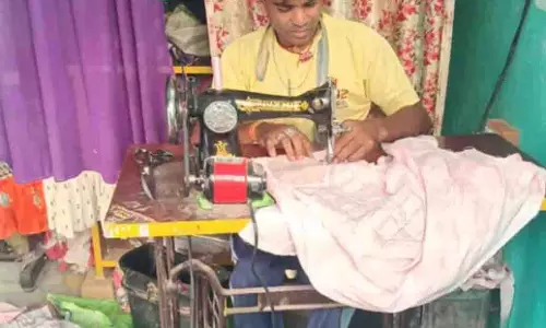 मुख्यमंत्री कौशल विकास योजना से प्रशिक्षण लेकर दिव्यांग रमेश बने आत्मनिर्भर