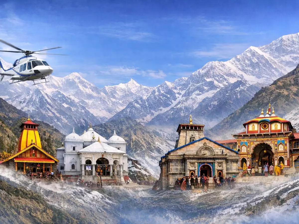 खराब मौसम के चलते चारधाम यात्रा दो दिन स्थगित, बारिश का रेड और ऑरेंज अलर्ट जारी खराब मौसम के चलते चारधाम यात्रा दो दिन स्थगित, बारिश का रेड और ऑरेंज अलर्ट जारी