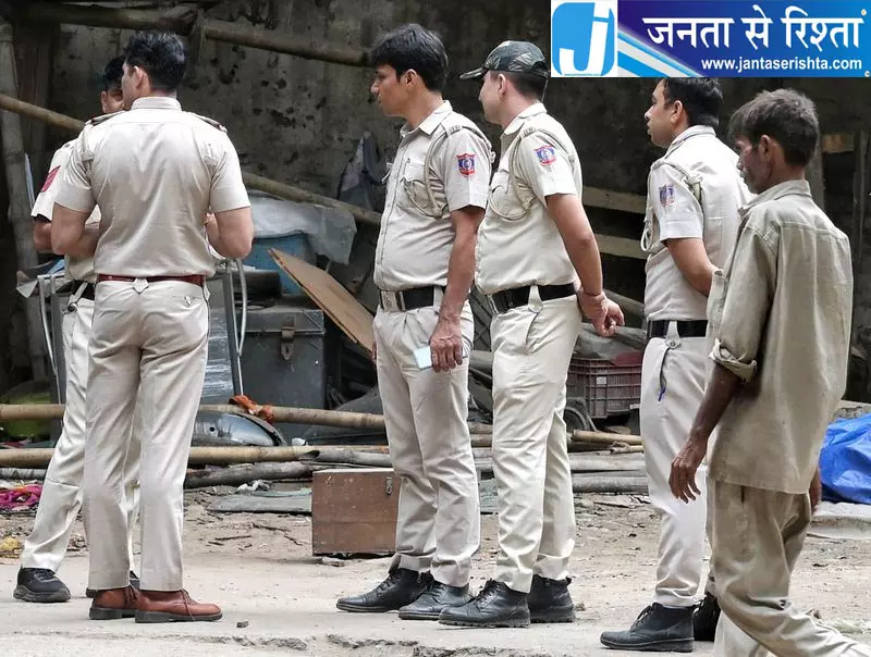 Delhi मंदिर के पास मिले कंकाल निकले नकली Delhi मंदिर के पास मिले कंकाल निकले नकली