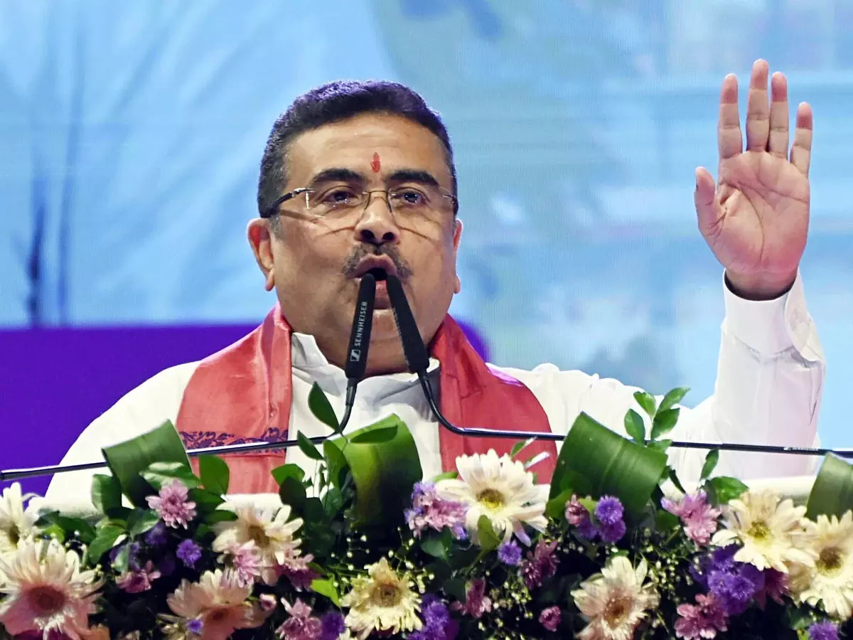 ममता सरकार पर सीएम शुभेंदु अधिकारी का हमला, बोले- जनता ने इस बार बंगाल को बचा लिया ममता सरकार पर सीएम शुभेंदु अधिकारी का हमला, बोले- जनता ने इस बार बंगाल को बचा लिया