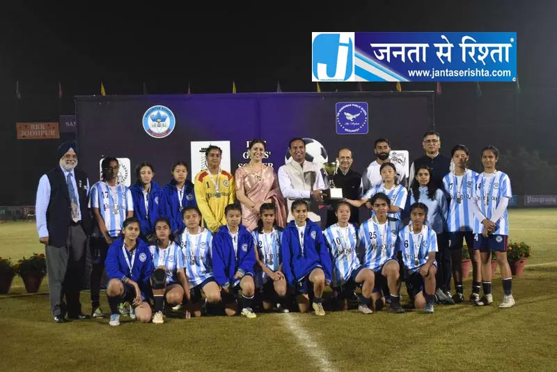 मॉडर्न स्कूल ने जीता अंडर-19 फुटबॉल खिताब मॉडर्न स्कूल ने जीता अंडर-19 फुटबॉल खिताब