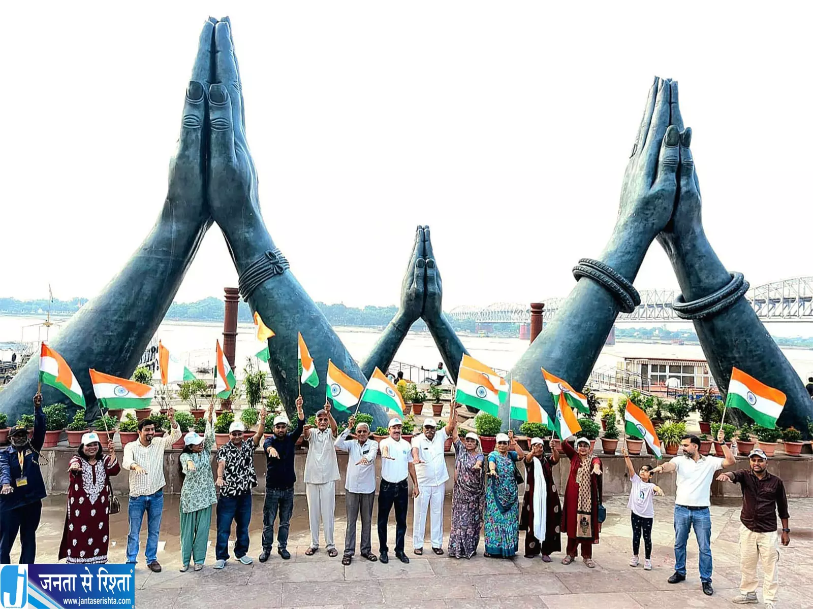 विश्व पर्यटन दिवस पर नमो घाट में सफाई अभियान विश्व पर्यटन दिवस पर नमो घाट में सफाई अभियान