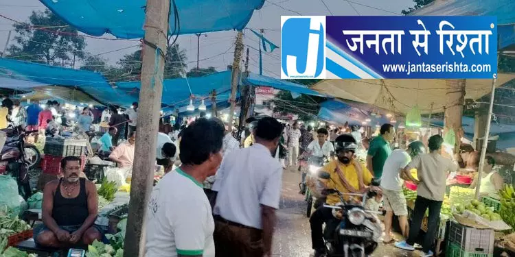 इंद्रधनु मार्केट की बदलती तस्वीर इंद्रधनु मार्केट की बदलती तस्वीर