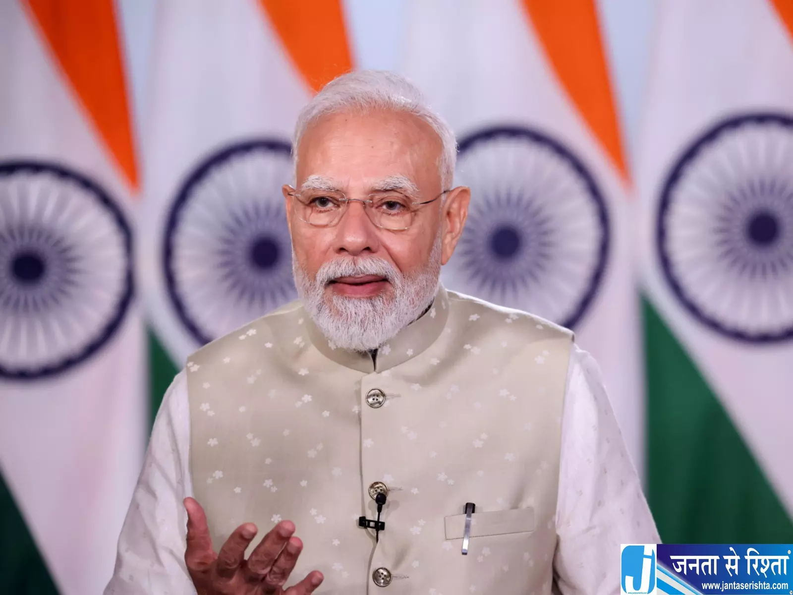 त्योहारी सीजन में लोकल खरीदारी का संदेश PM मोदी ने गिनाए फायदे त्योहारी सीजन में लोकल खरीदारी का संदेश PM मोदी ने गिनाए फायदे