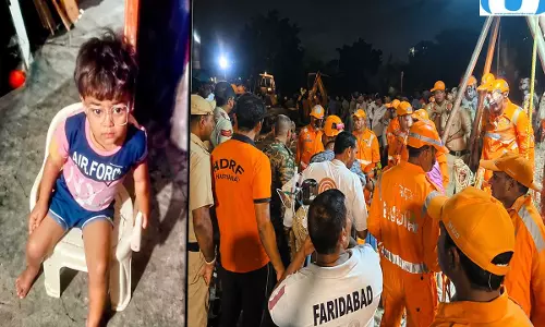बोरवेल में फंसी बच्ची की मौत, रेस्क्यू ऑपरेशन के बाद टूटी उम्मीद