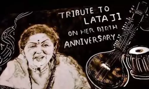 97वीं जयंती पर लता मंगेशकर को किया याद, सुदर्शन इंस्टीट्यूट की छात्राओं ने बनाया खास सैंड आर्ट 97वीं जयंती पर लता मंगेशकर को किया याद, सुदर्शन इंस्टीट्यूट की छात्राओं ने बनाया खास सैंड आर्ट