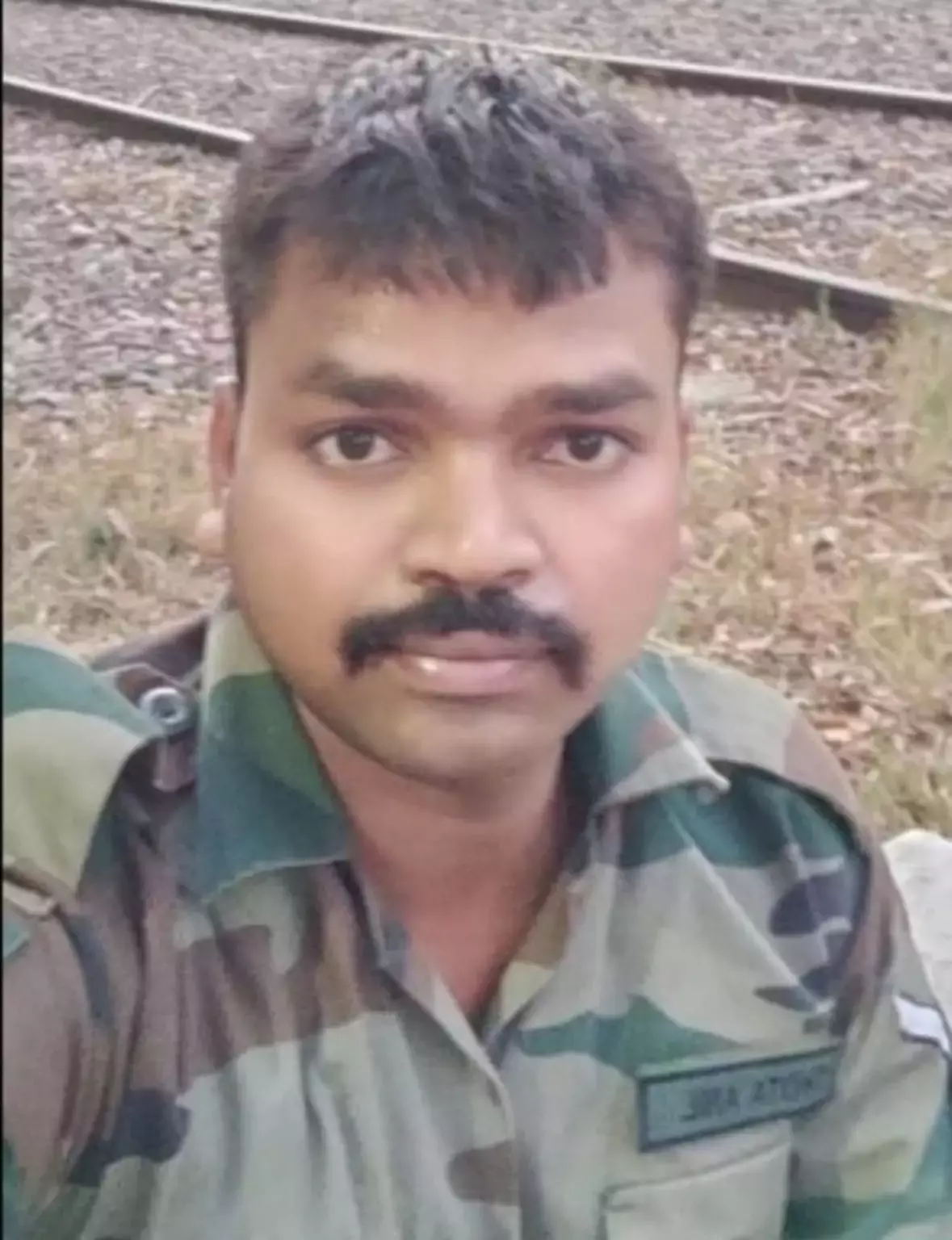 Telangana: हरियाणा में एक साल से अधिक समय से लापता सेना का जवान Telangana: हरियाणा में एक साल से अधिक समय से लापता सेना का जवान