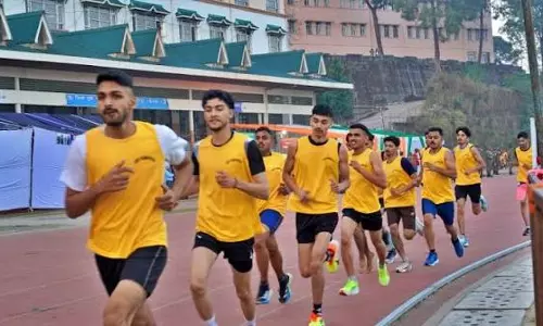 थल सेना में भर्ती के लिए दूसरे दिन भी युवाओं ने लगाई दौड़