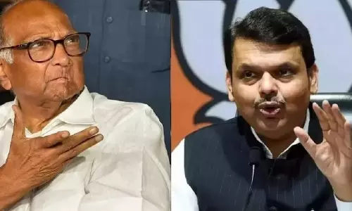 किसानों की मदद के लिए शरद पवार ने मुख्यमंत्री फडणवीस से की मांग