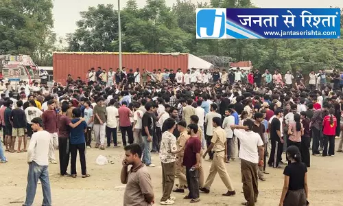 हिंसा के बाद LPU कैंपस में बढ़ी सुरक्षा हिंसा के बाद LPU कैंपस में बढ़ी सुरक्षा