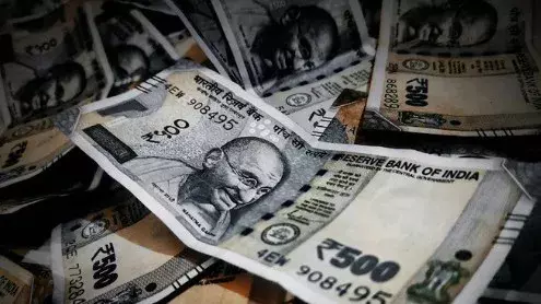 1,143 करोड़ रुपये के कथित चंदा रैकेट में घिरी गुजरात की राजनीतिक पार्टी