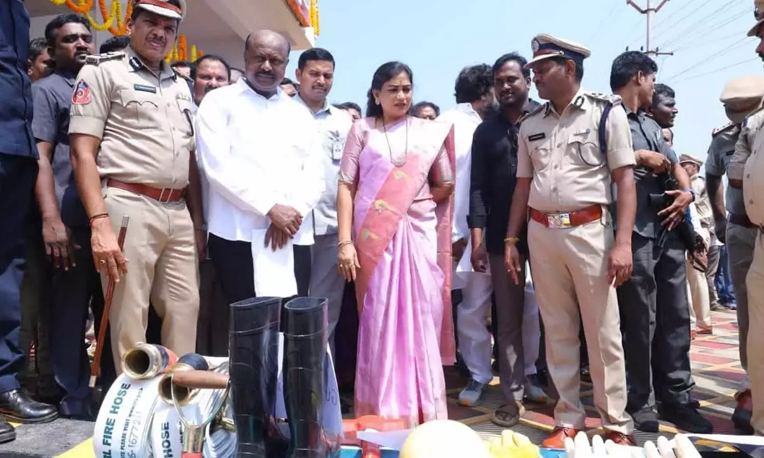 Andhra: सब्बावरम में एक नए फायर स्टेशन भवन का उद्घाटन किया गया