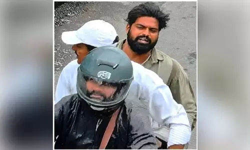 जमशेदपुर के मॉल में फायरिंग के चार आरोपी रायपुर से गिरफ्तार, टोल प्लाजा पर पकड़े गए जमशेदपुर के मॉल में फायरिंग के चार आरोपी रायपुर से गिरफ्तार, टोल प्लाजा पर पकड़े गए