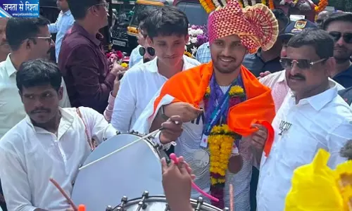 एशियाई खेलों में दो पदक जीतकर ठाणे लौटे रुद्राक्ष पाटिल