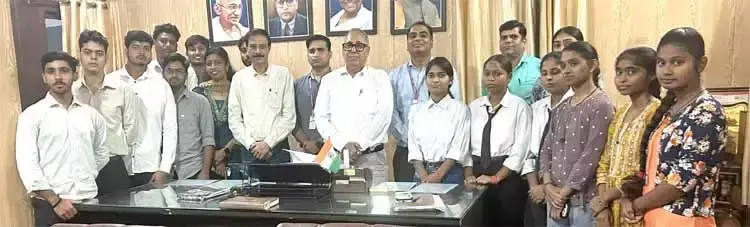 सात विद्यार्थियों का चयन, एसएमजेएन कॉलेज में आयोजित हुआ प्लेसमेंट ड्राइव