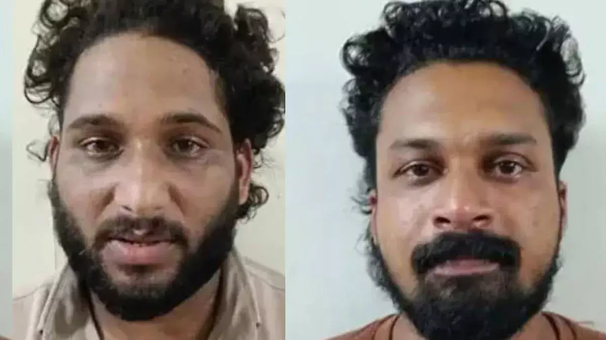 केरल में उपराष्ट्रपति के काफिले की ओर बाइक चलाने के आरोप में दो लोग गिरफ्तार केरल में उपराष्ट्रपति के काफिले की ओर बाइक चलाने के आरोप में दो लोग गिरफ्तार